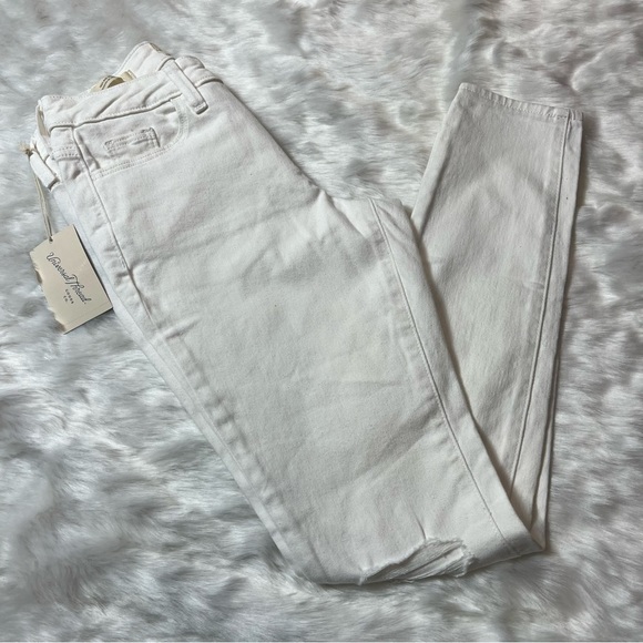 NWT Universal thread Women's Jeans Skinny High Rise true White -Size 00/24R - Picture 5 of 11